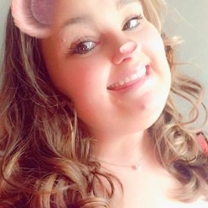 Meet your Posher, Laurel